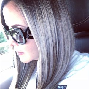 Meet your Posher, Carolina